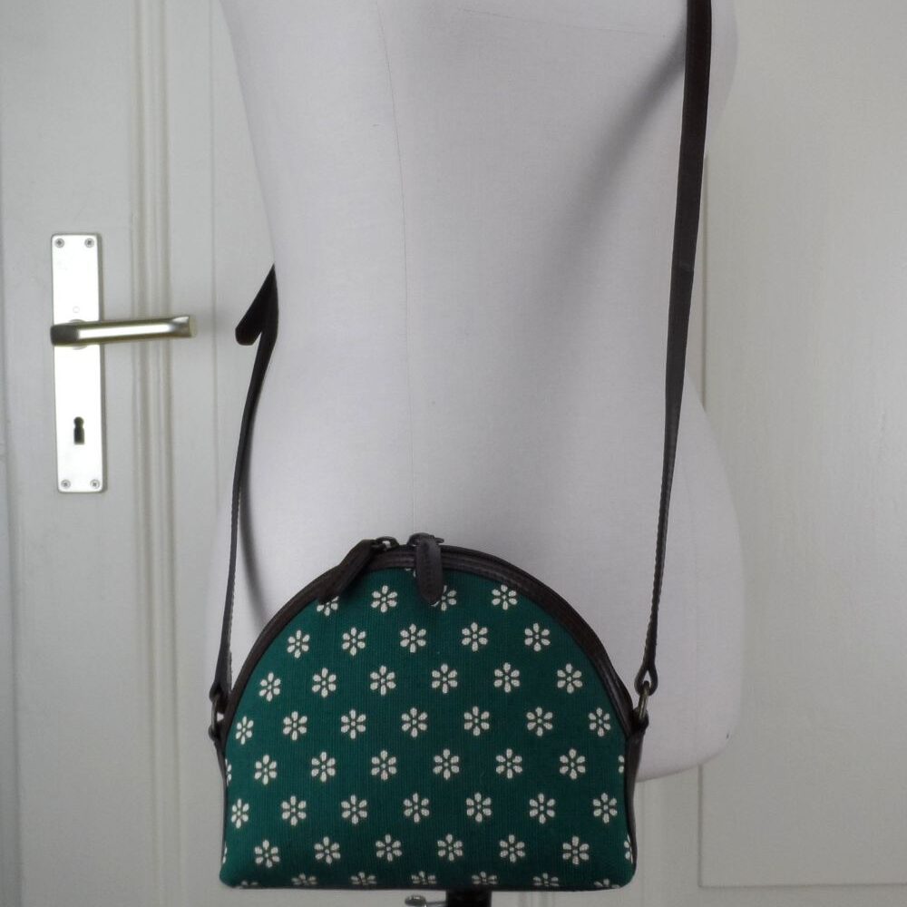 Dilians Halbmond Tasche Julia F1809 – Bild 3