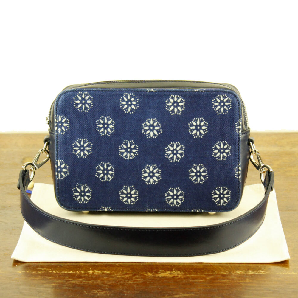 Dilians kleine viereckige Tasche Lilly1 D1206